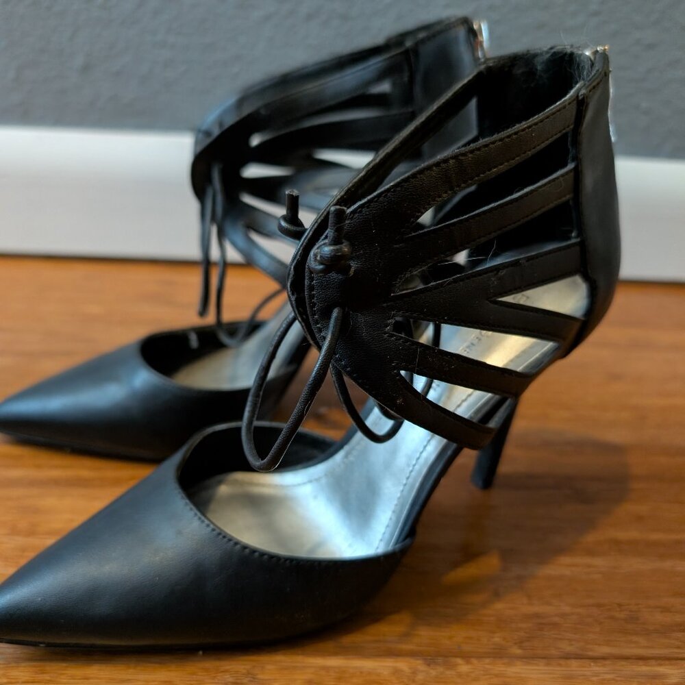 BCBGeneration Delphina Black Lace-Up Ankle Wrap Pumps – Women’s Size 7.5